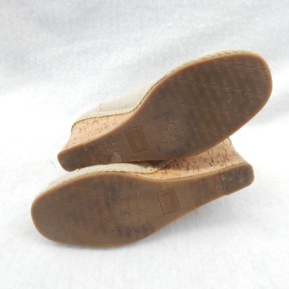 TOMS Womens Beige Peep Toe Wedges SIze 9.5 - Picture 9 of 9